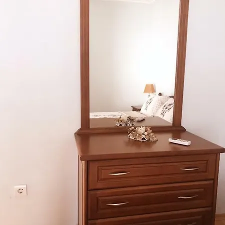 Sun 1 - Family Apart * Napospart