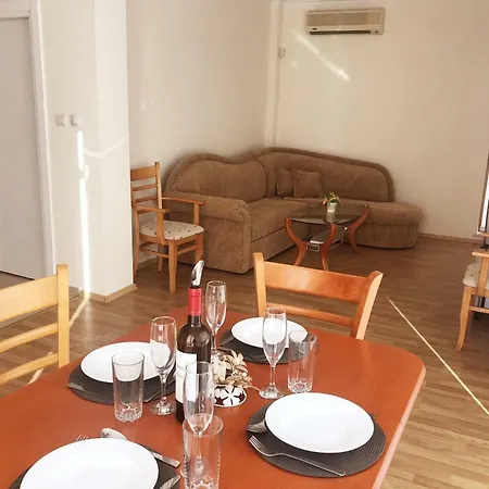 Apartman Sun 1 - Family Apart
