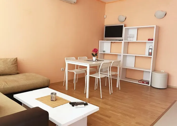 Sun 1 - Family Apart Apartamento Sunny Beach
